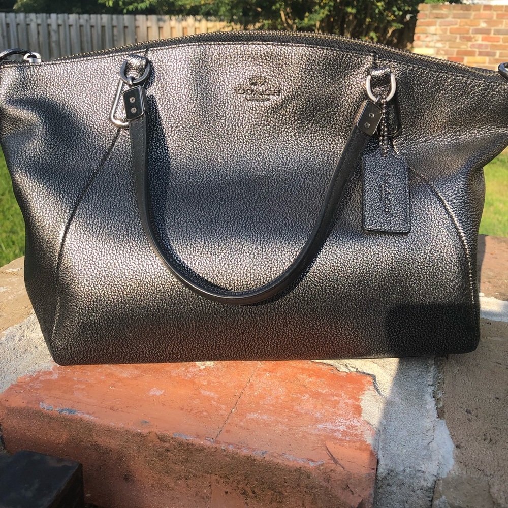 Small Kelsey pebble Coach purse